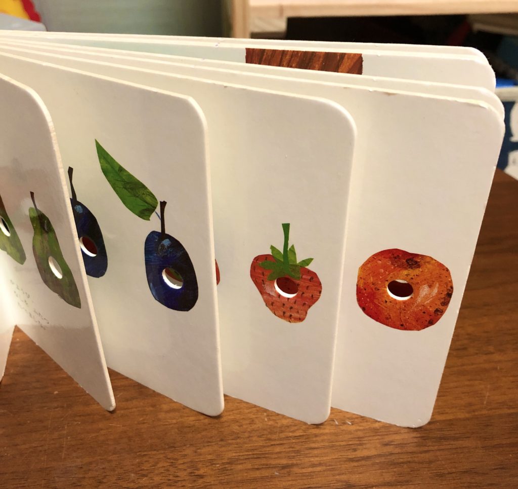 はらぺこあおむし